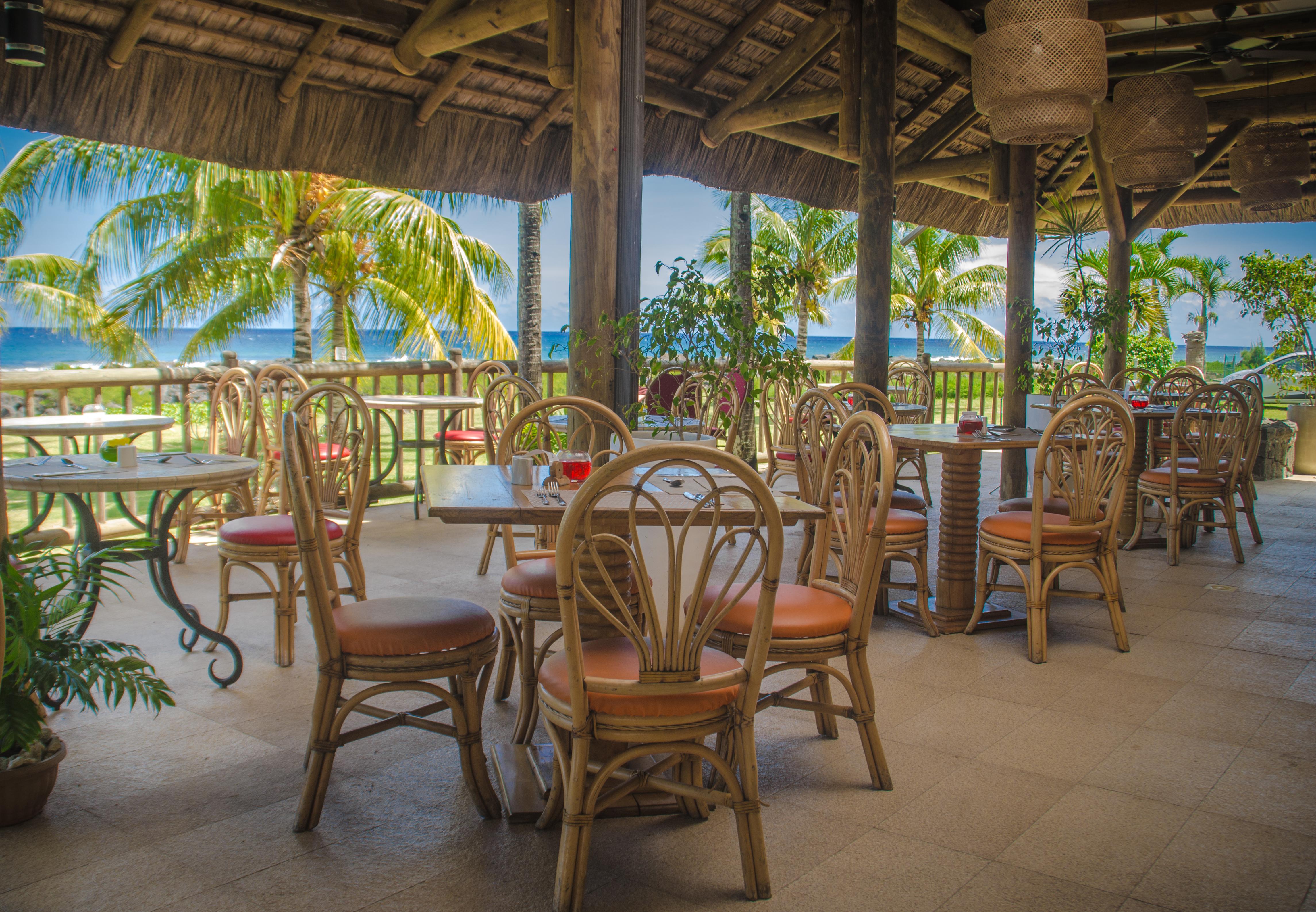 Sunset Reef Resort & Spa Pointe aux Piments Exteriör bild