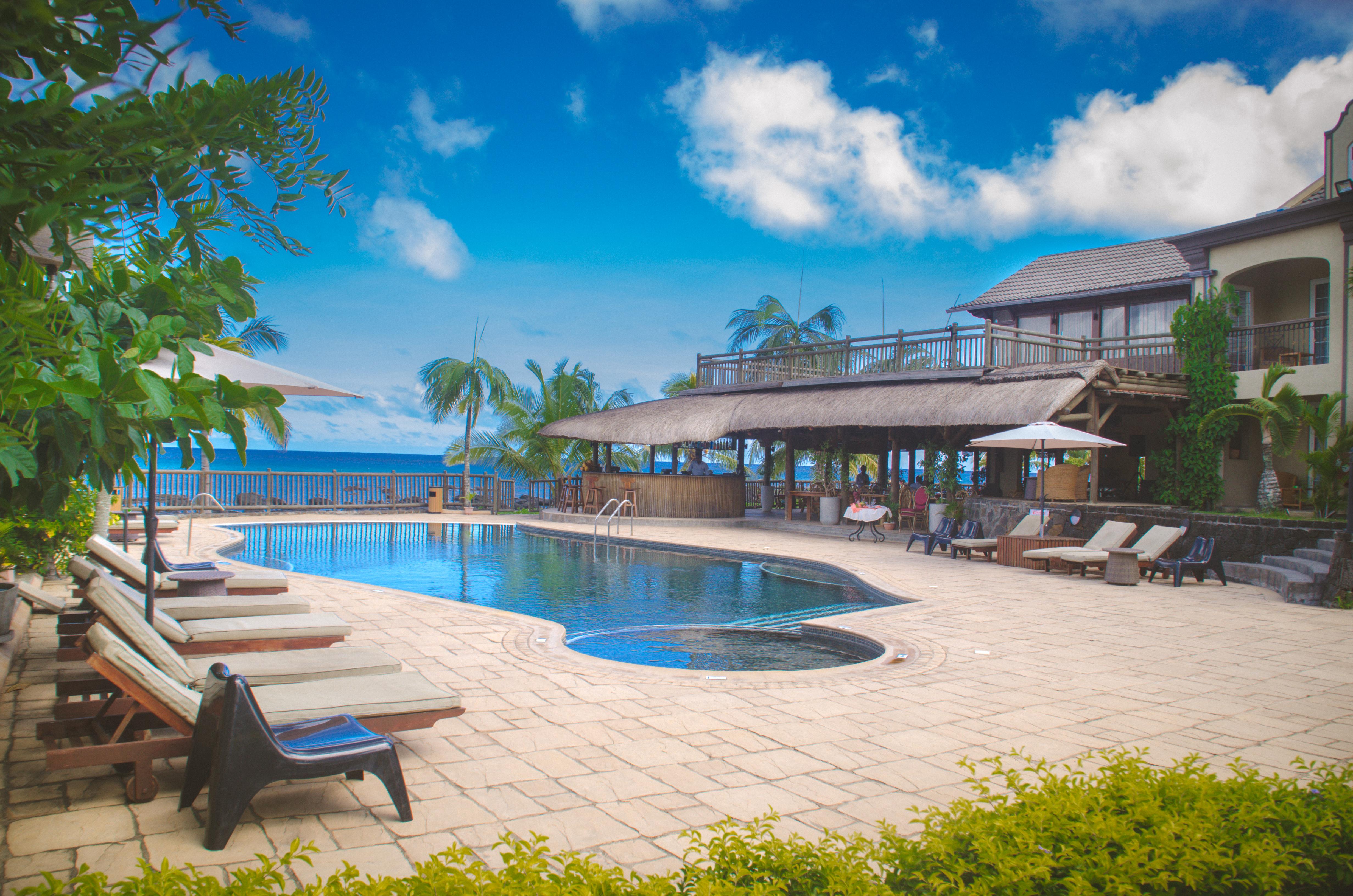 Sunset Reef Resort & Spa Pointe aux Piments Exteriör bild